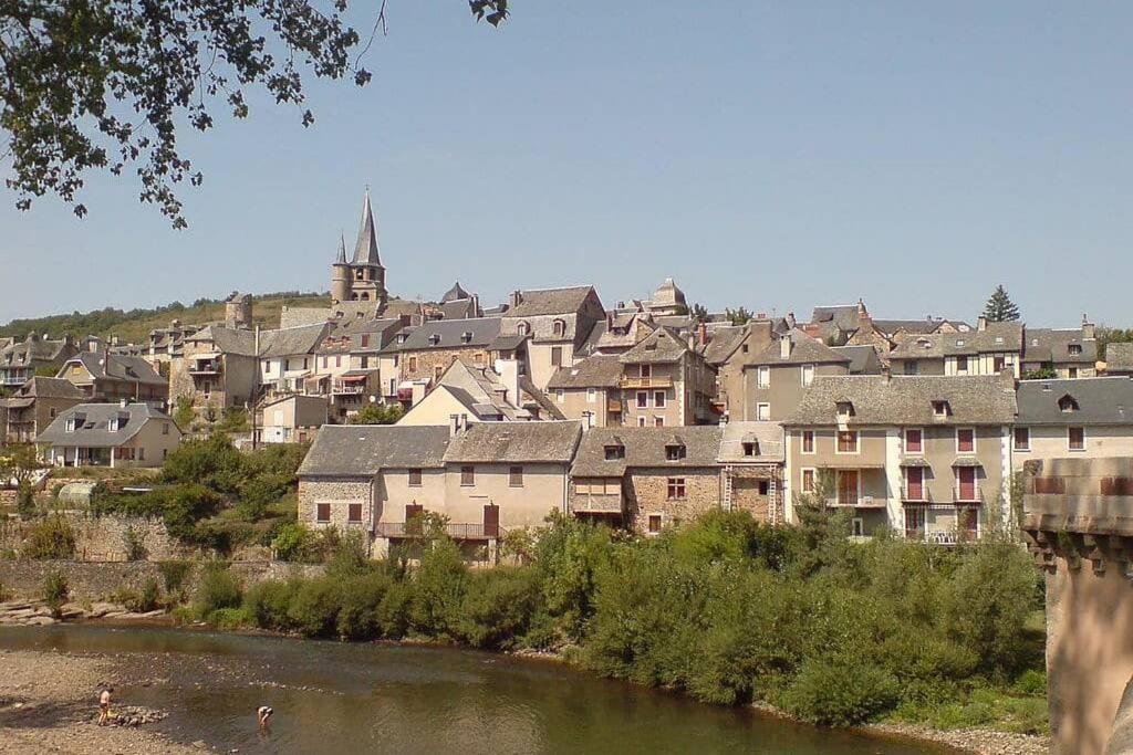 T 2 Dans Village Vacances 3 *** A Saint Geniez 2 Piscines Chauffee Pierrefiche  외부 사진